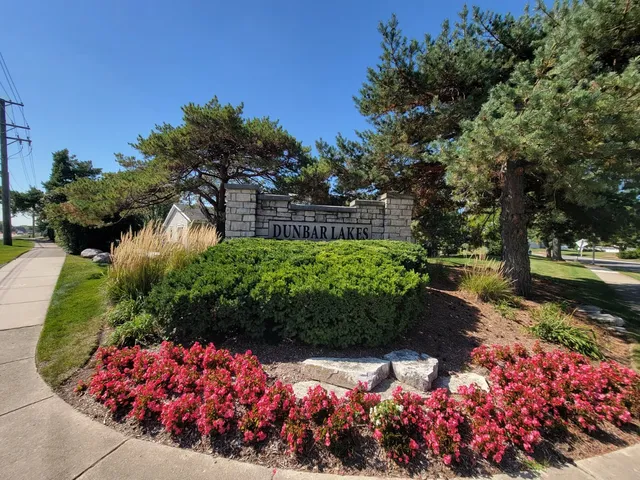 $2,100 | 724 Whitesail Drive, Schaumburg, IL 60194