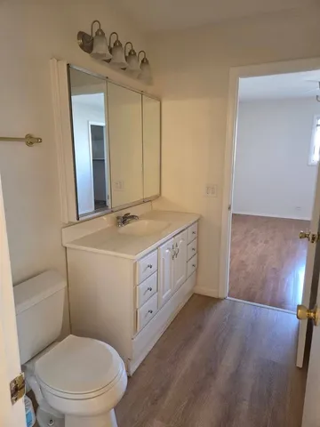 $2,100 | 724 Whitesail Drive, Schaumburg, IL 60194