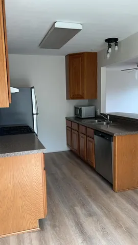 $2,100 | 724 Whitesail Drive, Schaumburg, IL 60194