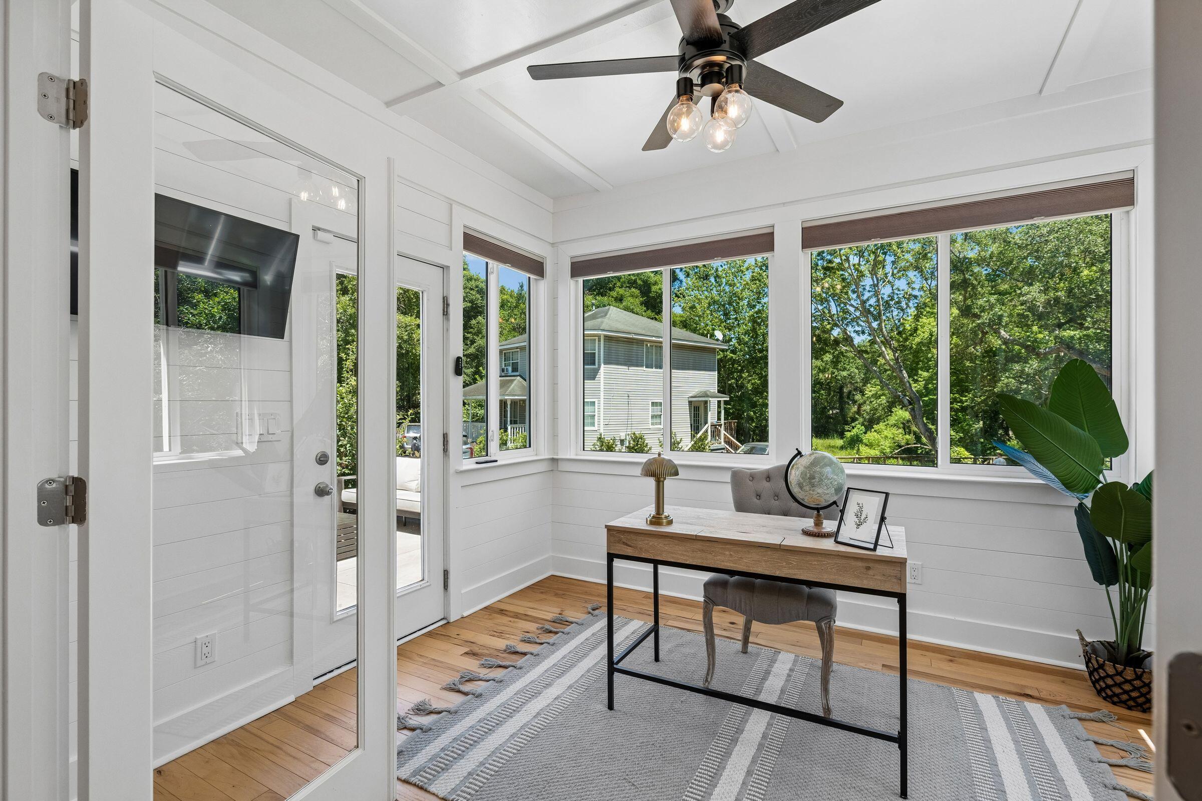 485 Fort Johnson Road Charleston, SC 29412 - Photo 38 of 79 Office / SunPorch