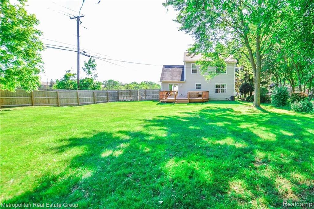 31623 Folsom Road Farmington Hills, MI 48336 - Photo 29 of 30