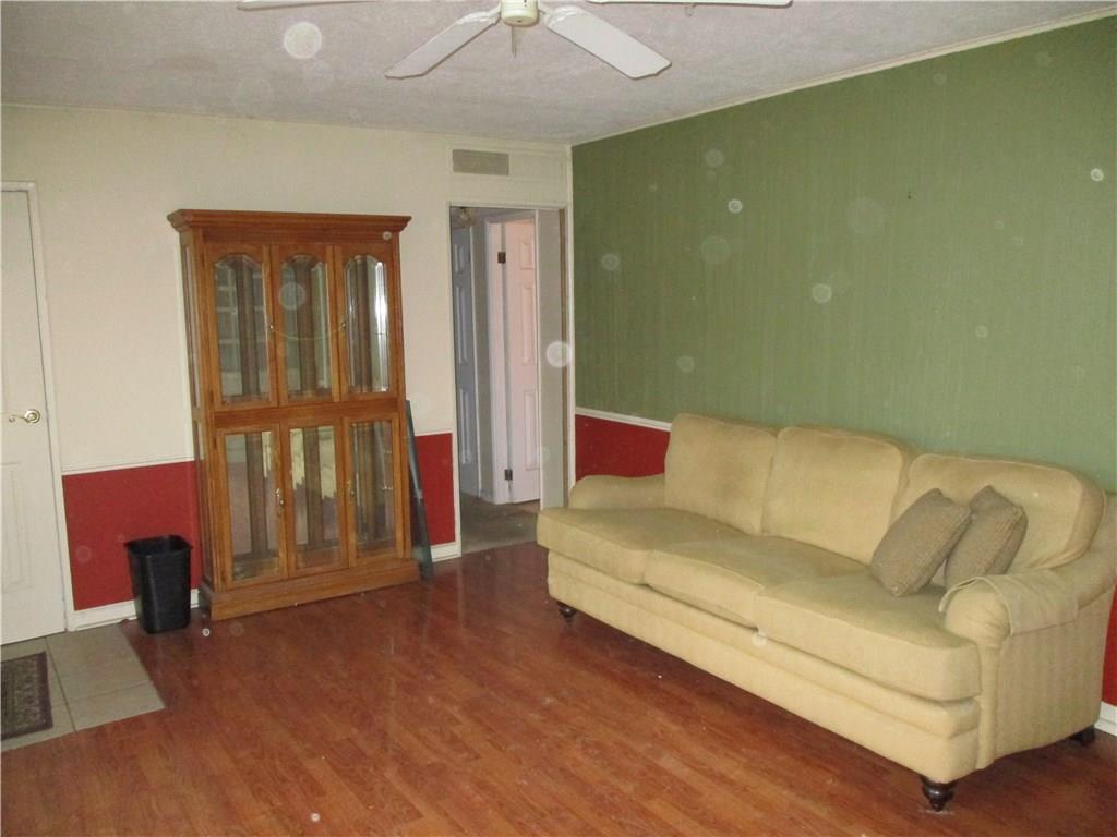 2109 Ruth Drive Indianapolis, IN 46240 - Photo 7 of 25 Gallery Image 7