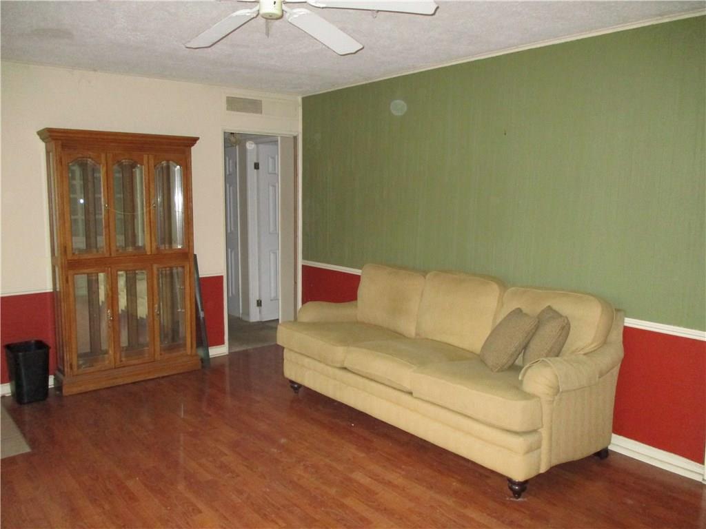 2109 Ruth Drive Indianapolis, IN 46240 - Photo 8 of 25 Gallery Image 8