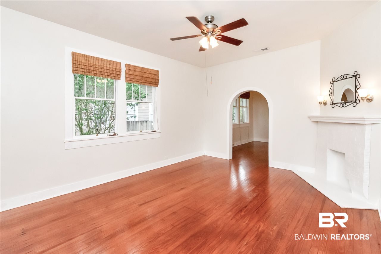 2056 Old Government Street Mobile, AL 36606 - Photo 11 of 36