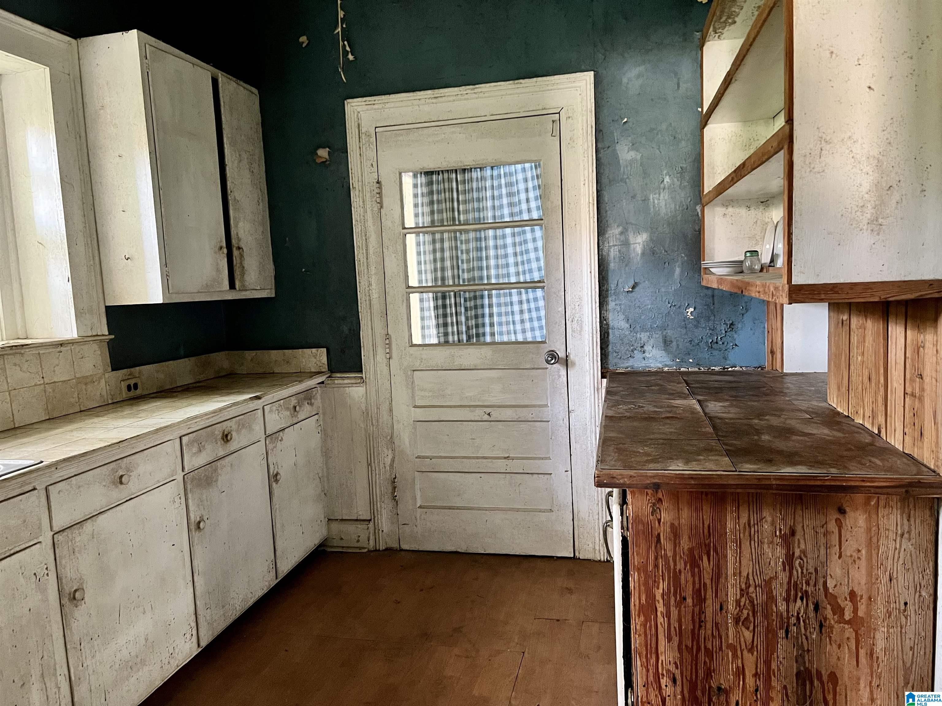202 Coffee Street Talladega, AL 35160 - Photo 13 of 54