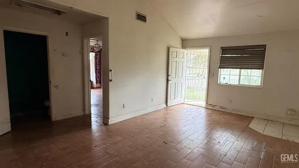 $630,000 | Undisclosed Address, Bakersfield, CA 93306