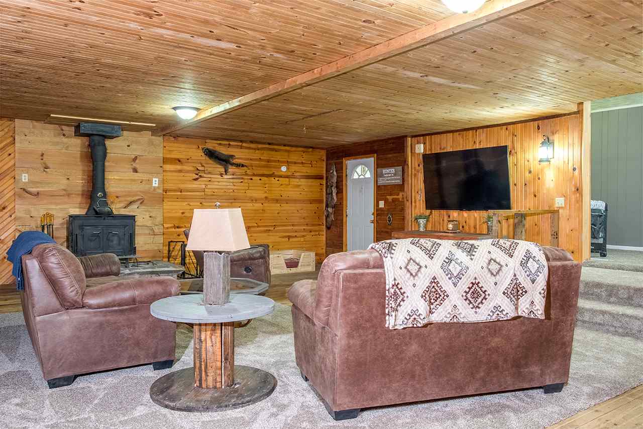 8892 South Alger Road Perrinton, MI 48871 - Photo 12 of 48 31390181-11.JPG