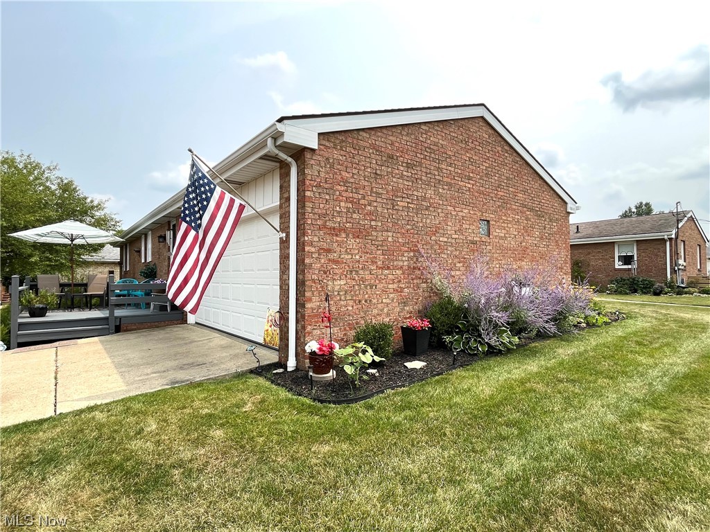 700 Springfield Road, Unit F Columbiana, OH 44408 - Photo 3 of 26
