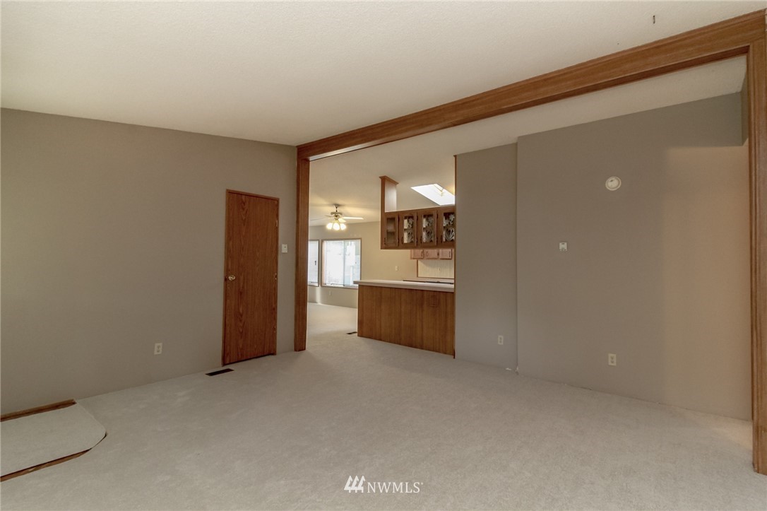 3990 Sunnyslope Road Southwest Port Orchard, WA 98367 - Photo 15 of 21 Gallery Image 15