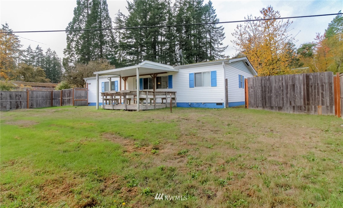 3990 Sunnyslope Road Southwest Port Orchard, WA 98367 - Photo 4 of 21 Gallery Image 4