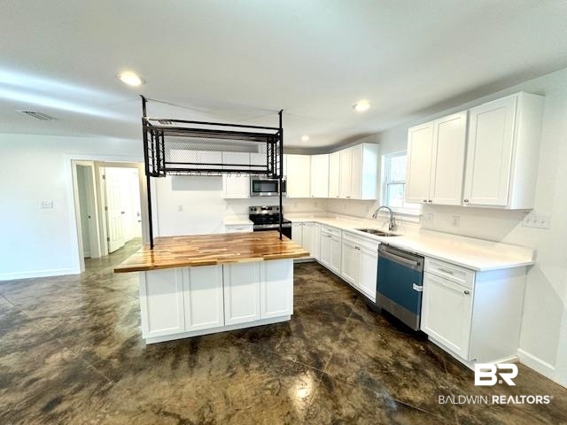 403 East 4th Street Bay Minette, AL 36507 - Photo 8 of 19 Kitchen
