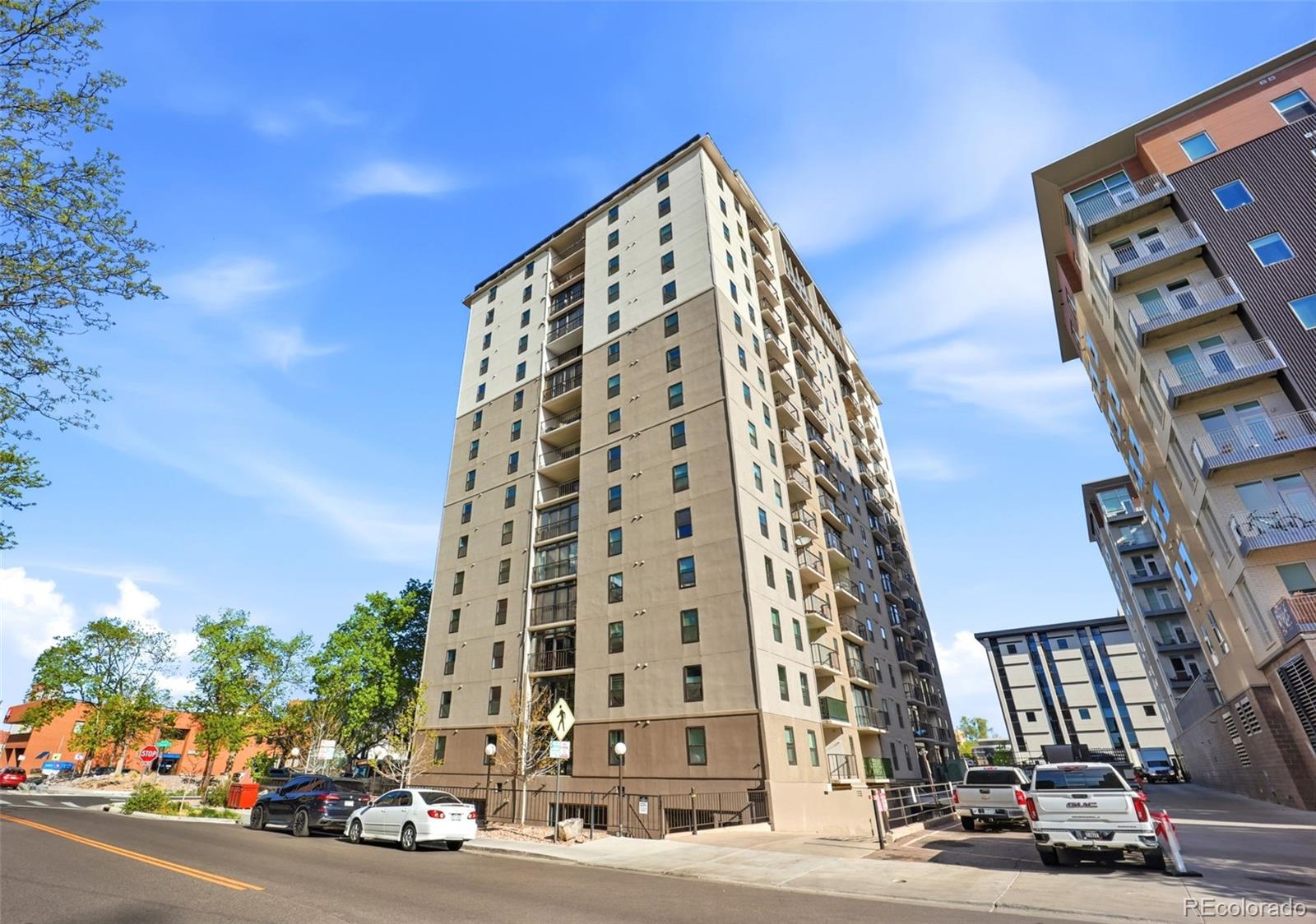 2 Adams Street, Unit 603 Denver, CO 80206 - Photo 4 of 48