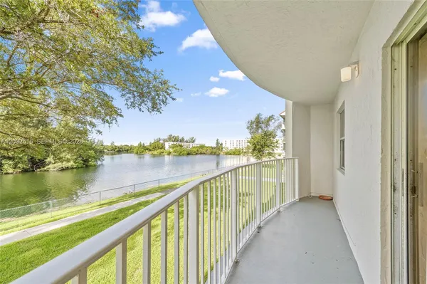 $1,600 | 8240 Southwest 210th Street, Unit 106, Cutler Bay, FL 33189
