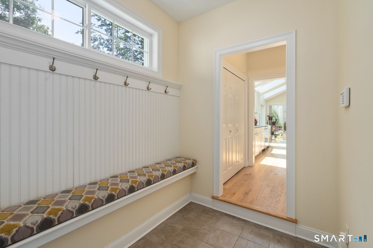 12 Stratford Road West Hartford, CT 06117 - Photo 16 of 40