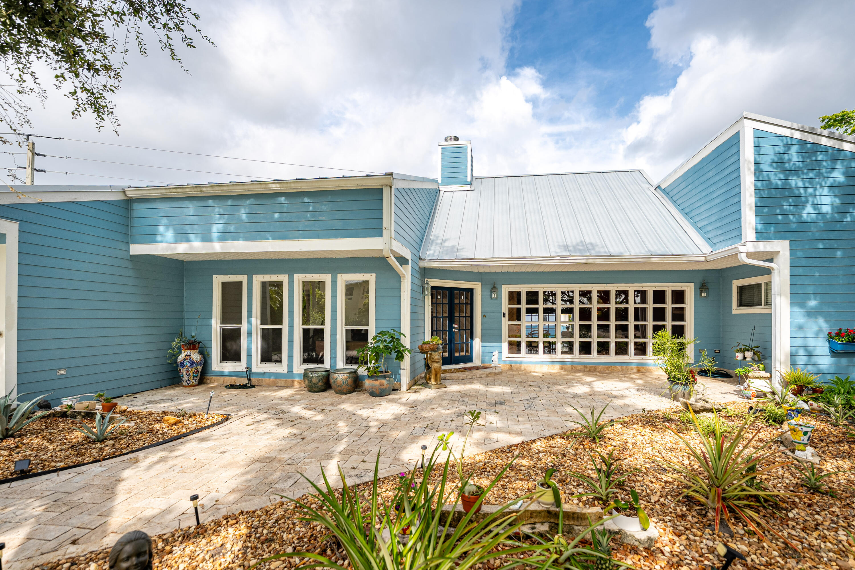 2 Palm Court Stuart, FL 34996 - Photo 4 of 60 4-print-_DSC1739