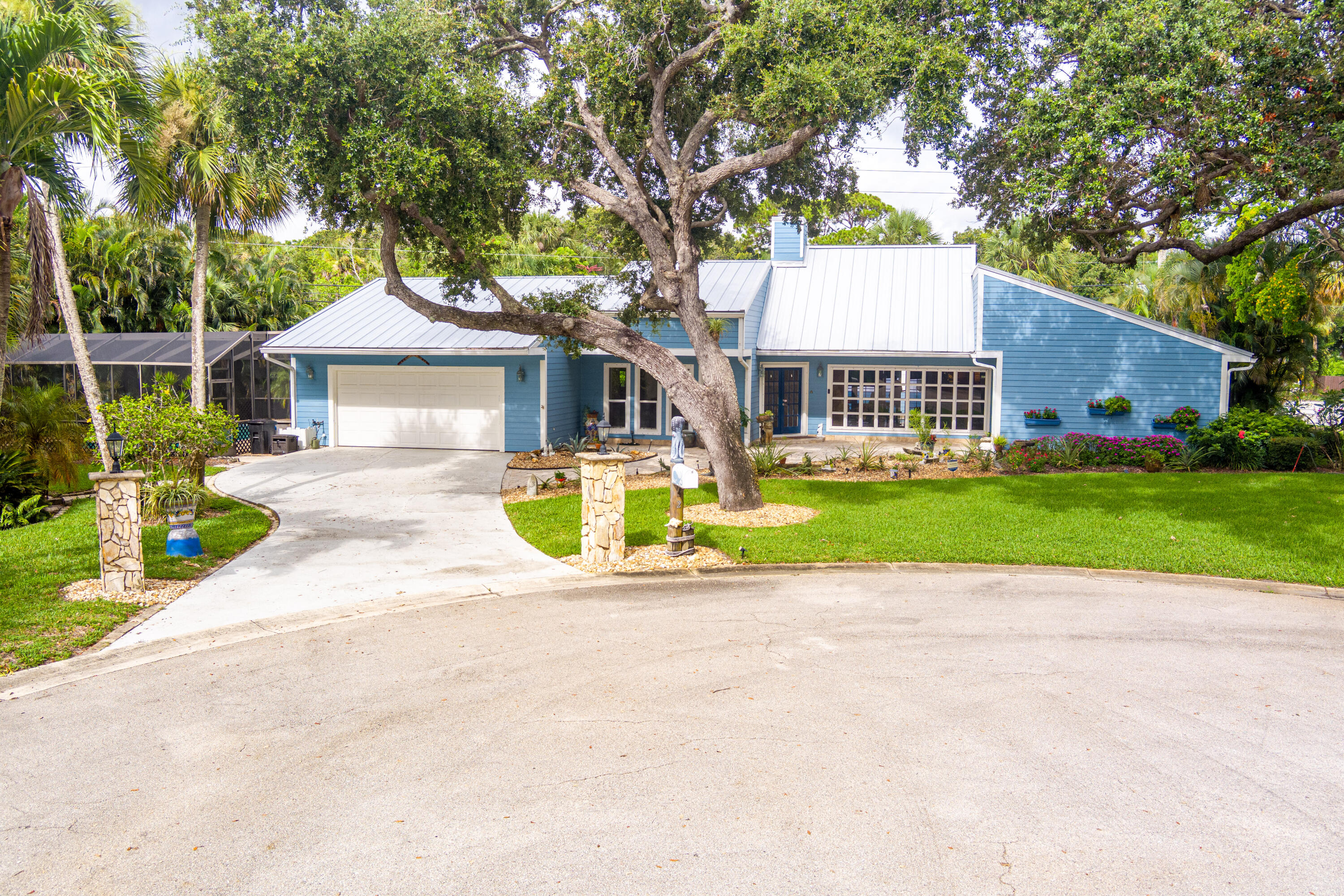 2 Palm Court Stuart, FL 34996 - Photo 6 of 60 17-print-MAX_0001