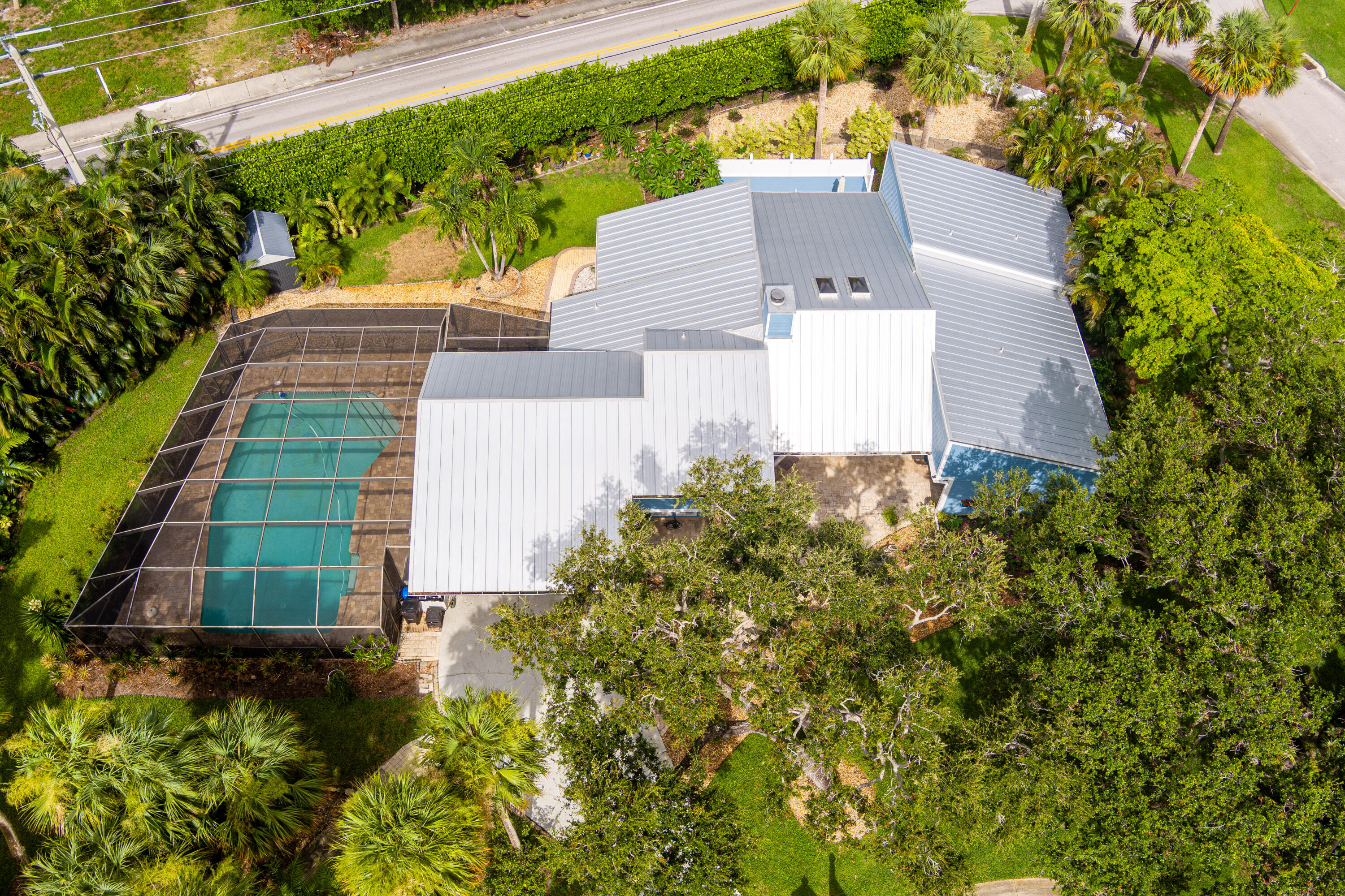 2 Palm Court Stuart, FL 34996 - Photo 8 of 60 19-print-MAX_0003