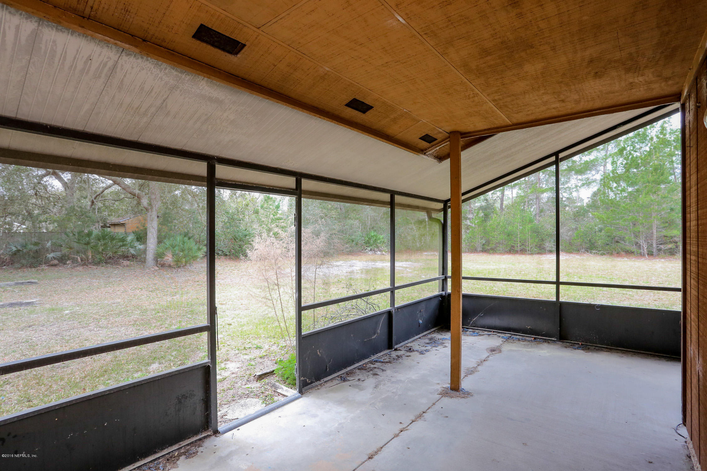 3165 Kings Road St. Augustine, FL 32086 - Photo 14 of 15 a view of an empty room and window