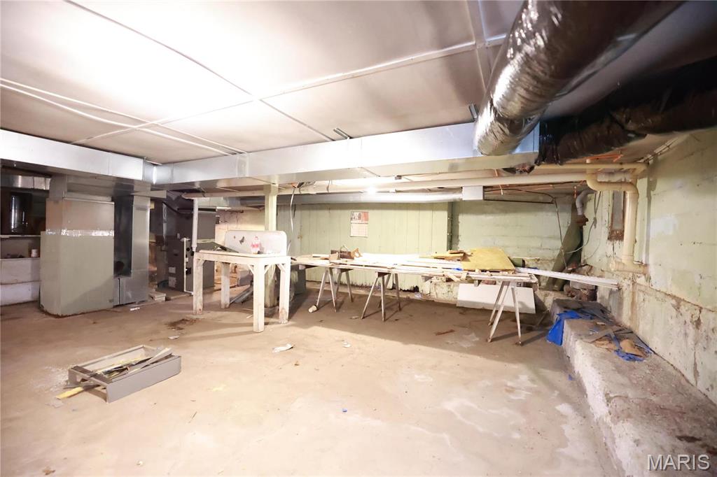 215 South Pine Street Irving, IL 62051 - Photo 34 of 42