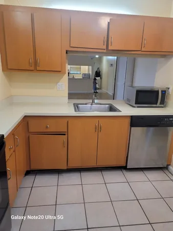 $1,950 | 3531 Northwest 94th Avenue, Unit 6B, Sunrise, FL 33351