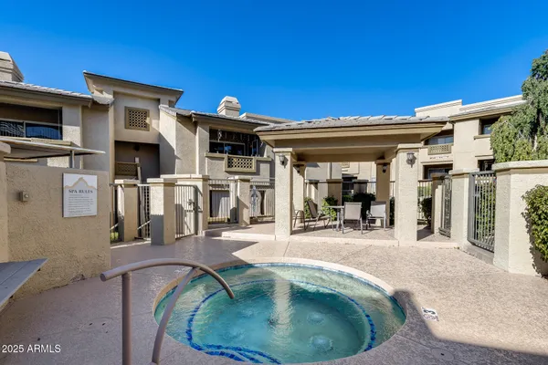 $249,950 | 1880 East Morten Avenue, Unit 121, Phoenix, AZ 85020