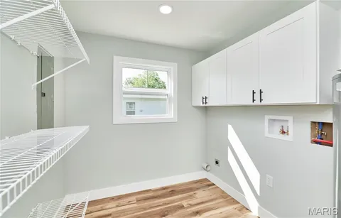 $275,000 | 113 Illinois Street, New Florence, MO 63363