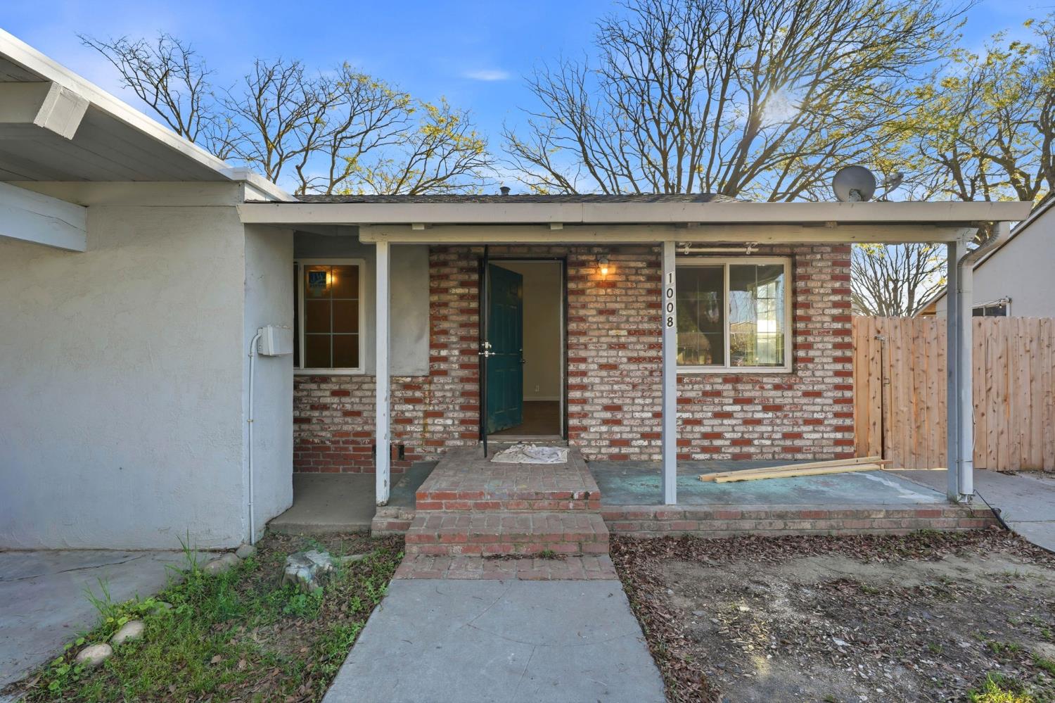 1008 Gemini Court Modesto, CA 95355 - Photo 1 of 37