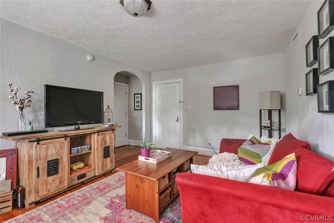 1112 Roseneath Road, Unit 2 Richmond, VA 23230 - Photo 8 of 15 Gallery Image 8