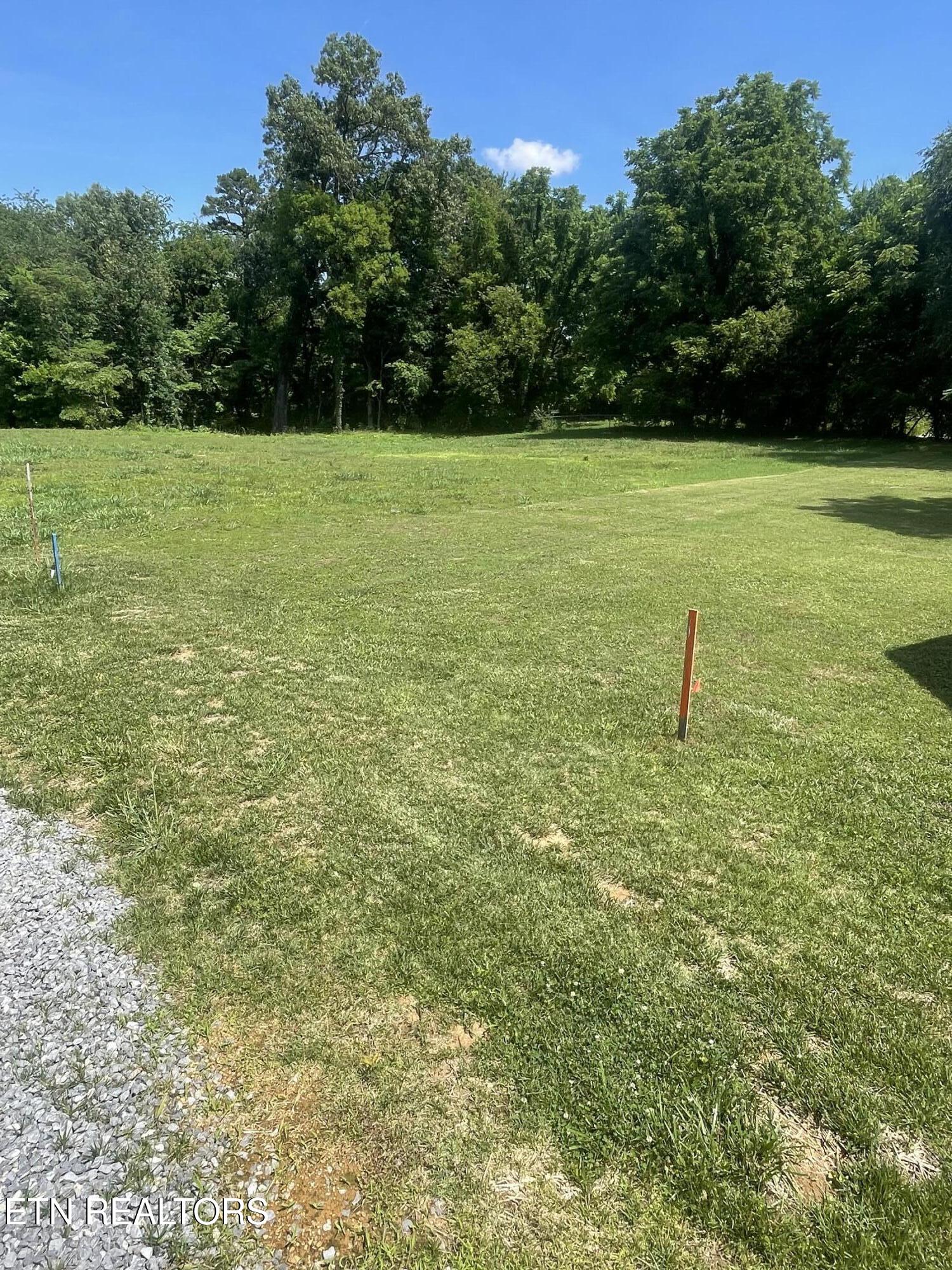 325 Waters Road Maryville, TN 37803 - Photo 6 of 7 IMG_3301