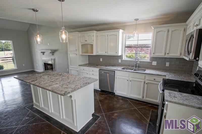 10646 Eagle Crest Road Denham Springs, LA 70726 - Photo 8 of 16 Gallery Image 8