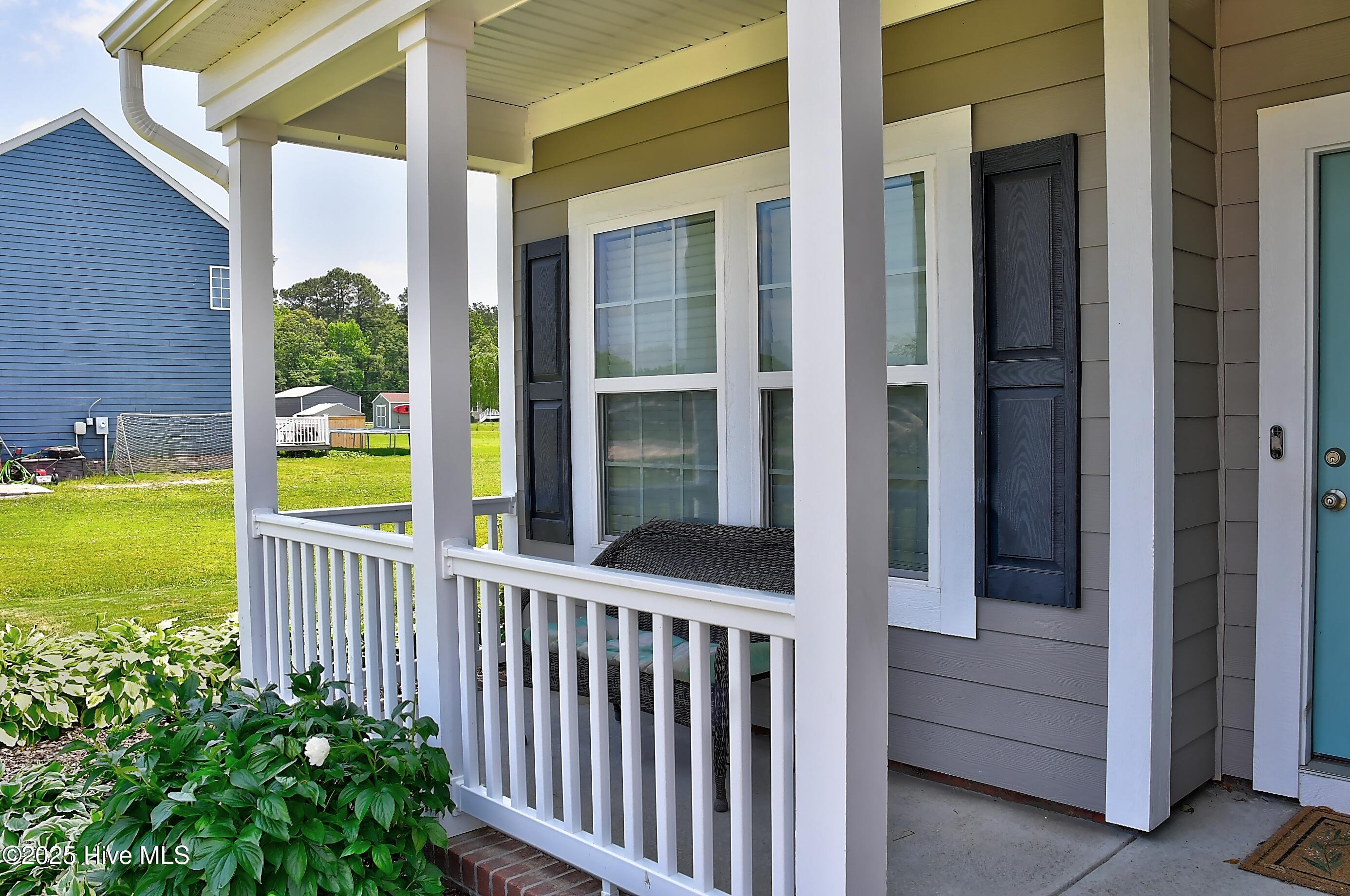 6-Exterior-Front