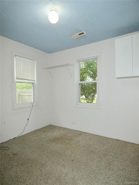 21332 Dix Toledo Road Woodhaven, MI 48183 - Photo 18 of 33