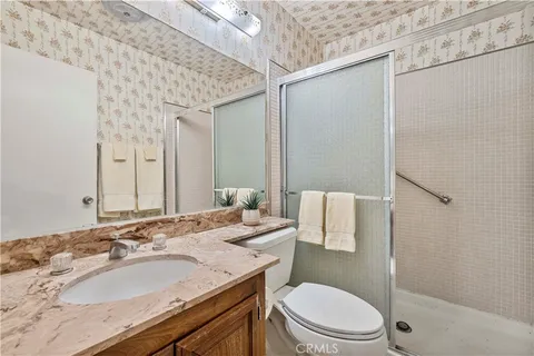 $422,900 | 26838 Avenue Of The Oaks, Unit C, Newhall, CA 91321