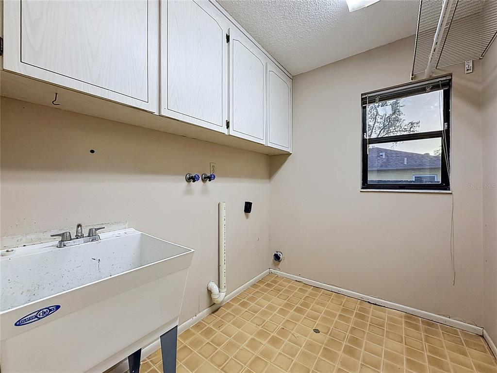 8178 English Elm Circle Spring Hill, FL 34606 - Photo 19 of 27