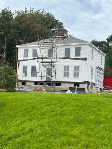 $899,000 | 978 Wiscasset Road, Boothbay, ME 04537