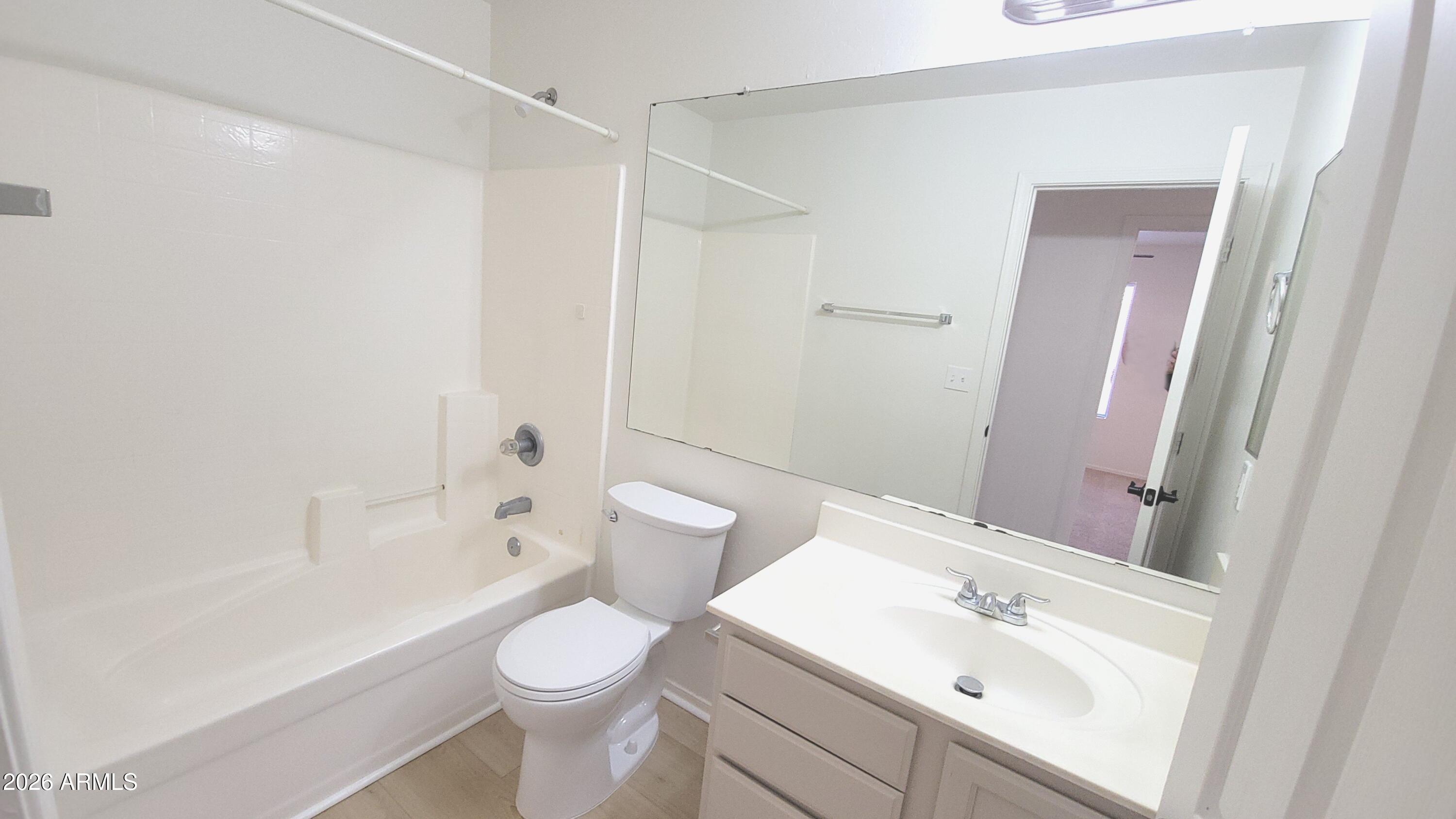 2108 East Appaloosa Road Gilbert, AZ 85296 - Photo 41 of 50 Appaloosa Hall Bath