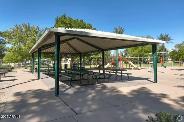 $2,695 | 2108 East Appaloosa Road, Gilbert, AZ 85296