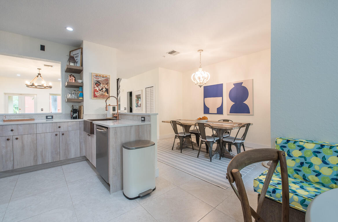 1910 Coastal Bay Boulevard Boynton Beach, FL 33435 - Photo 9 of 64 Kitchen