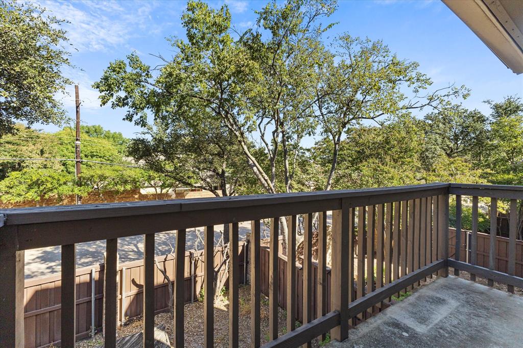 5616 Preston Oaks Road, Unit 208 Dallas, TX 75254 - Photo 12 of 16 a view of a balcony with a pot