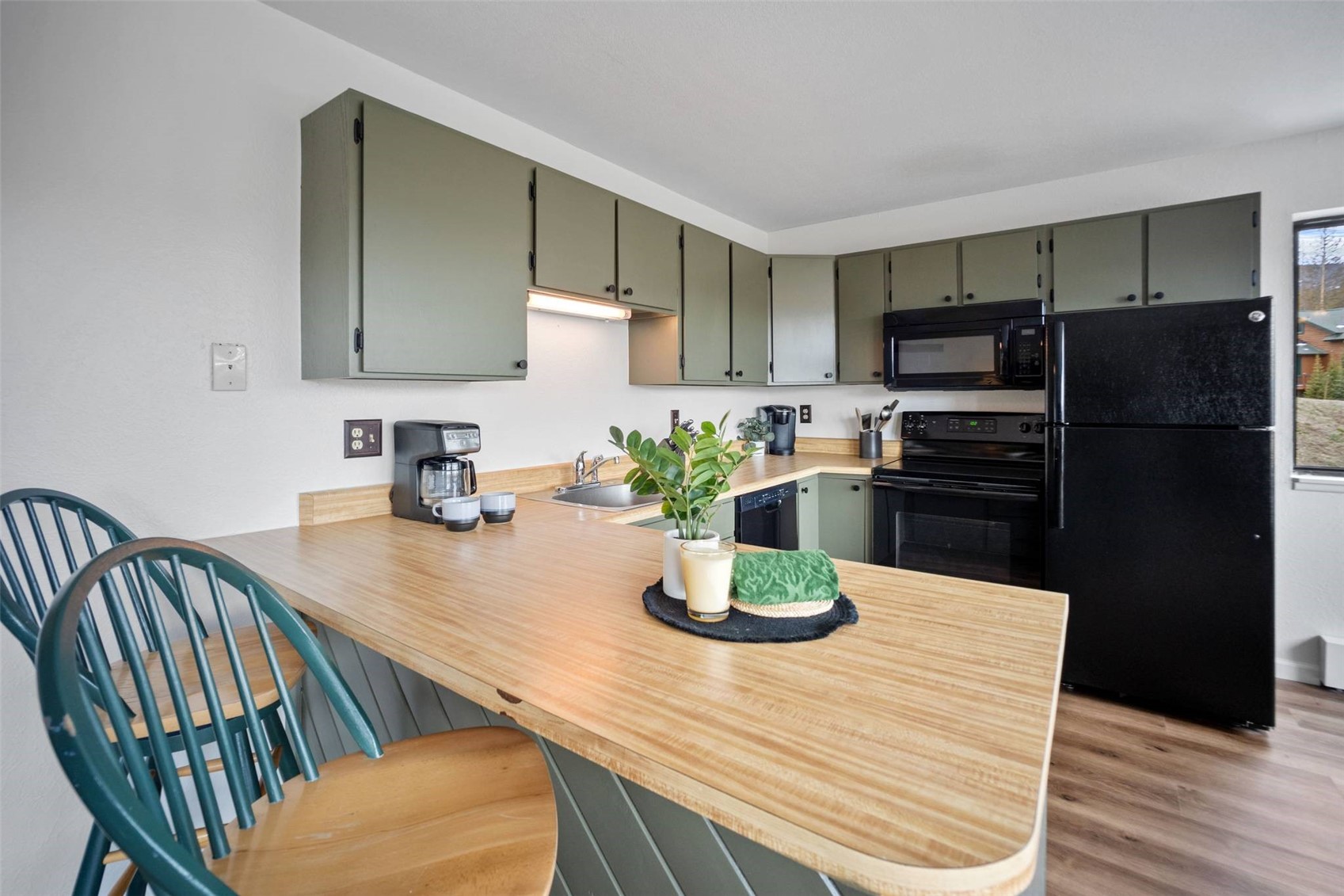 9876 Ryan Gulch Road, Unit 206 Silverthorne, CO 80498 - Photo 11 of 43