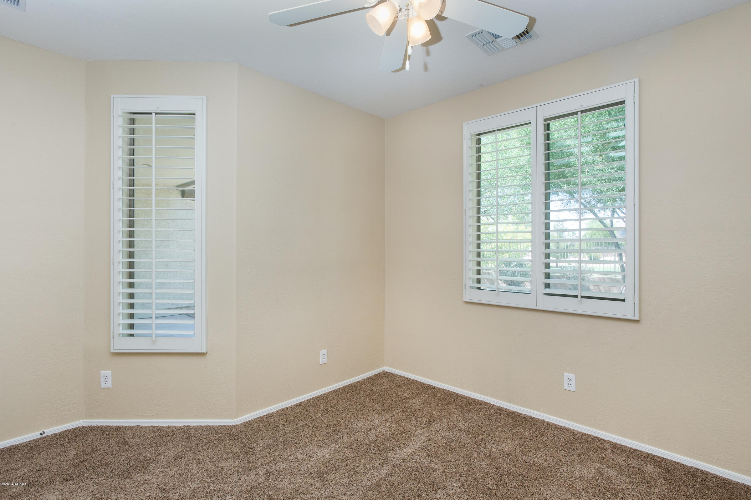 9322 West Riverside Avenue Tolleson, AZ 85353 - Photo 11 of 15 9322_W_Riverside_11