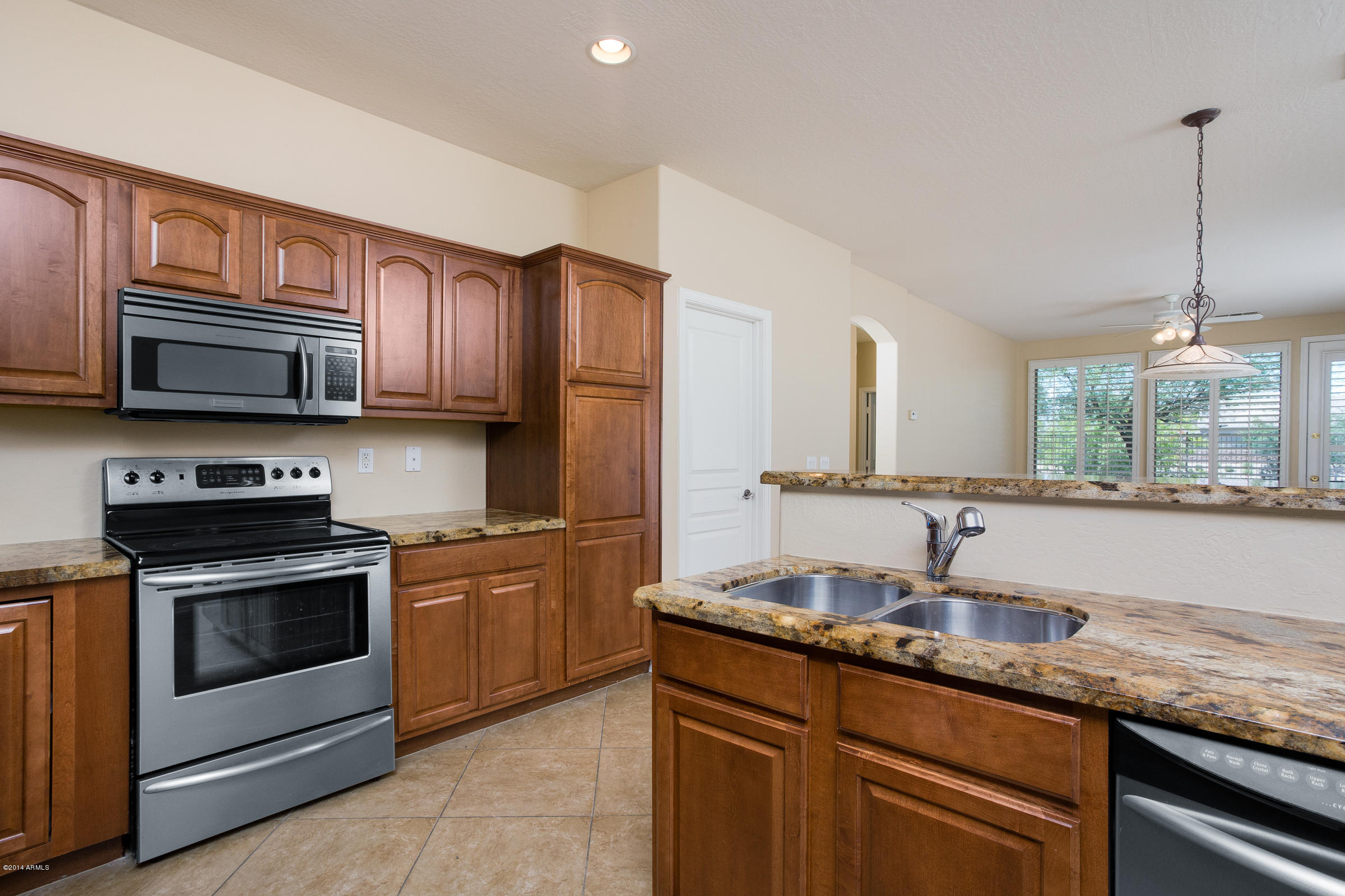 9322 West Riverside Avenue Tolleson, AZ 85353 - Photo 8 of 15 9322_W_Riverside_08