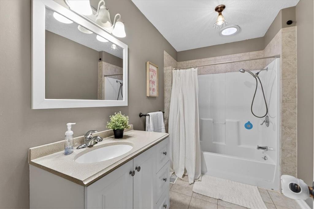 1005 Northwest Maple Street Lee's Summit, MO 64063 - Photo 29 of 67