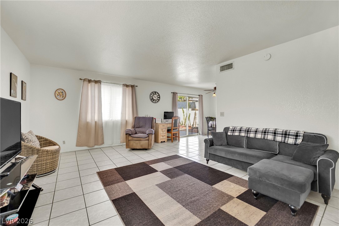 8057 Cimarron Ridge Drive Las Vegas, NV 89128 - Photo 5 of 28