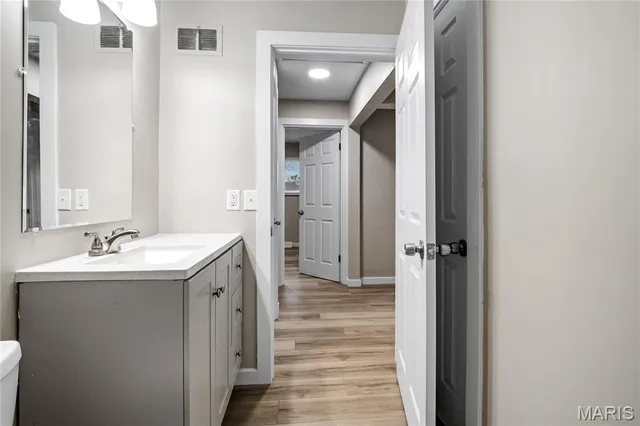 $210,000 | 7 Flamingo Drive, Hazelwood, MO 63042