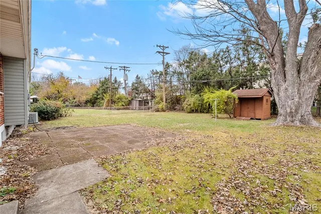 $210,000 | 7 Flamingo Drive, Hazelwood, MO 63042