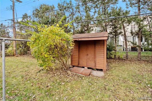 $210,000 | 7 Flamingo Drive, Hazelwood, MO 63042