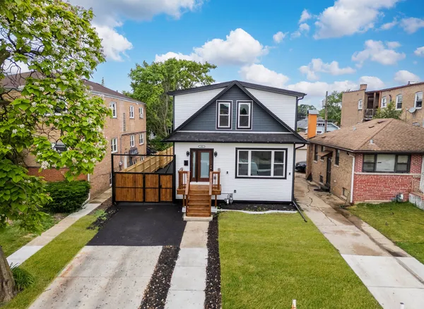 $490,000 | 806 South 19th Avenue, Maywood, IL 60153