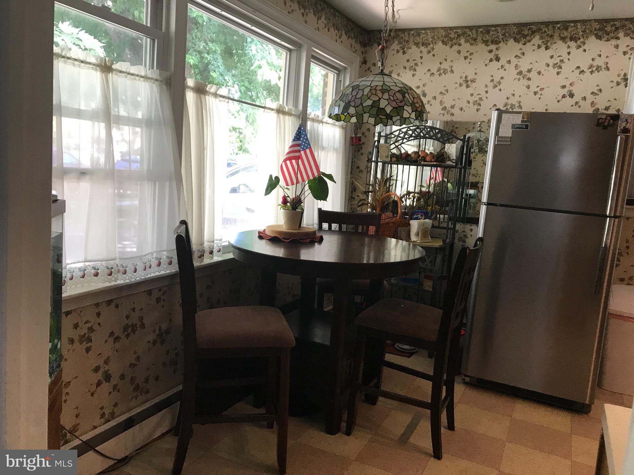 12 Brookside Road Glenside, PA 19038 - Photo 4 of 16 Gallery Image 4