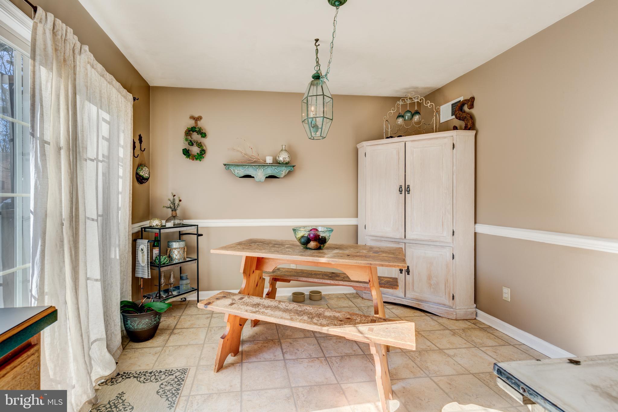 466 West Walnut Street Hanover, PA 17331 - Photo 5 of 36 Gallery Image 5